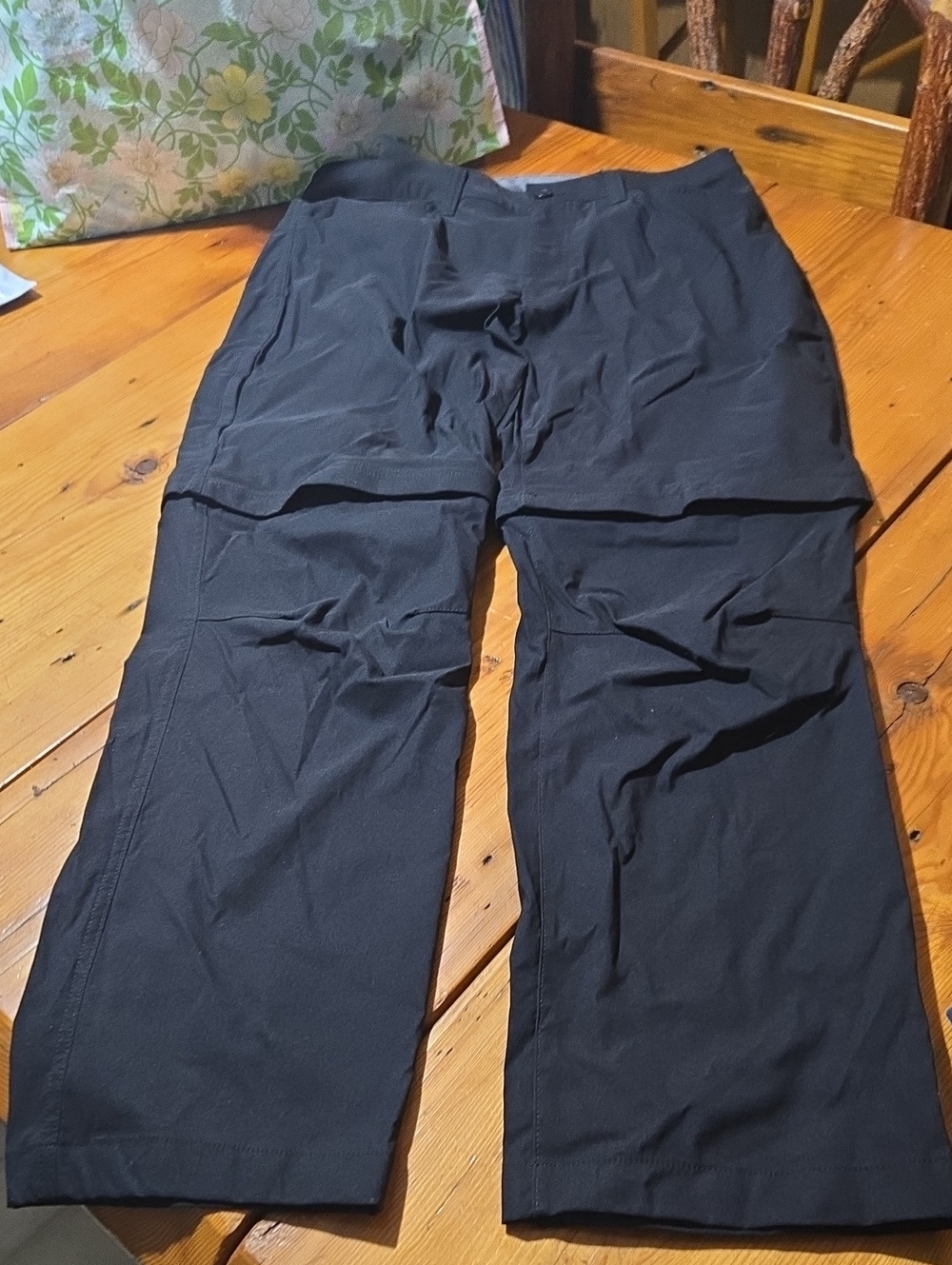 Eddie Bauer Black Zip-Off Pants Sz 34x30